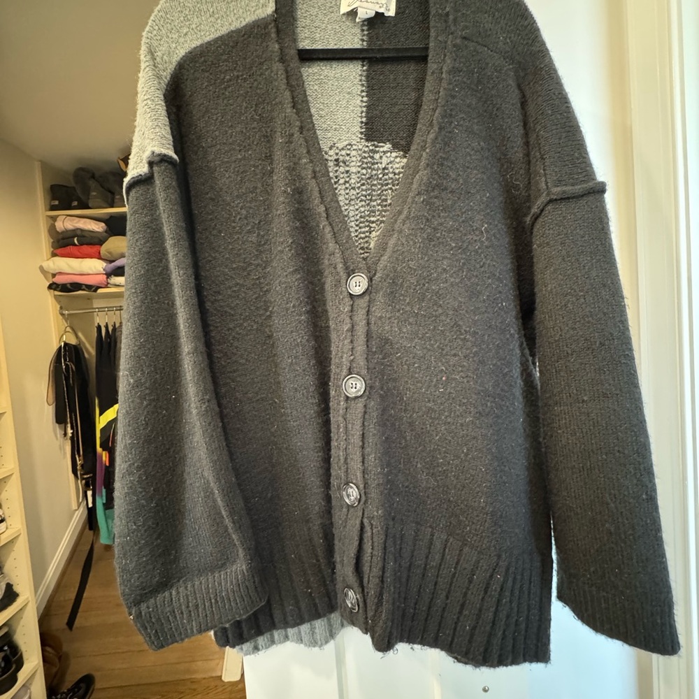 Vintage Havana Gray Cardigan Sweater